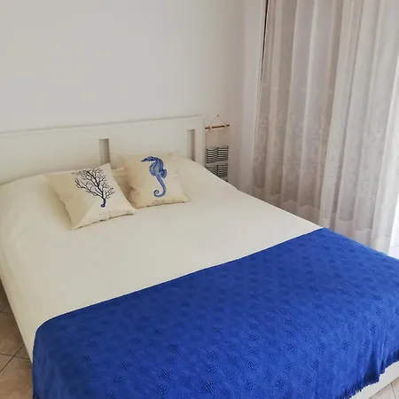 By The Sea Zaklopatica, - 8393