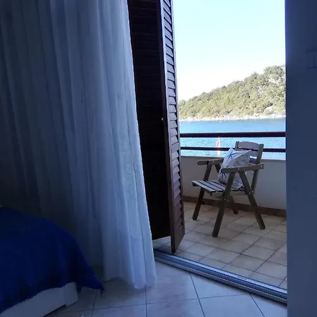 By The Sea Zaklopatica, - 8393 شقة